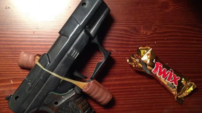 Twix Gun